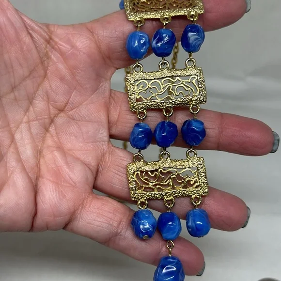 Pretty vintage blue bead, Art Deco style necklace - Picture 6 of 12